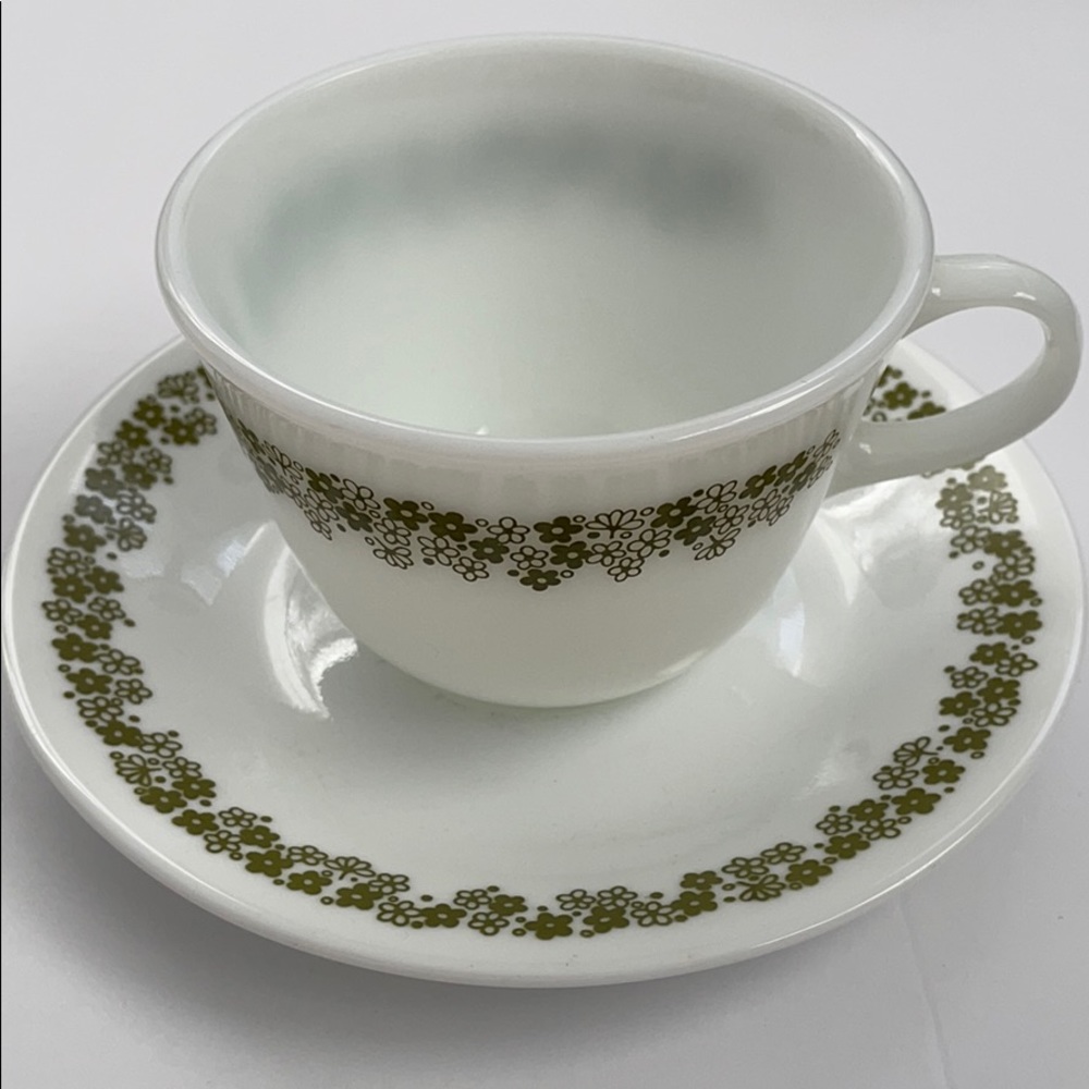Pyrex Tea cup set - Picture 2 of 8